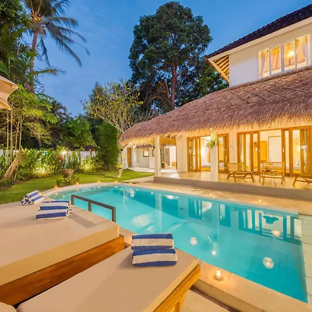 Villa Barcelona - Private 5 Bdr Villa In Seminyak, Best Location, Large Pool & Garden Exterior photo
