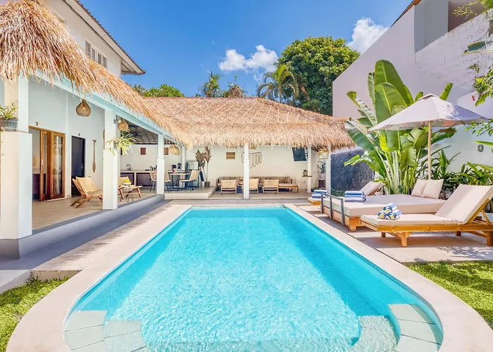 Villa Barcelona - Private 5 Bdr Villa In Seminyak, Best Location, Large Pool & Garden